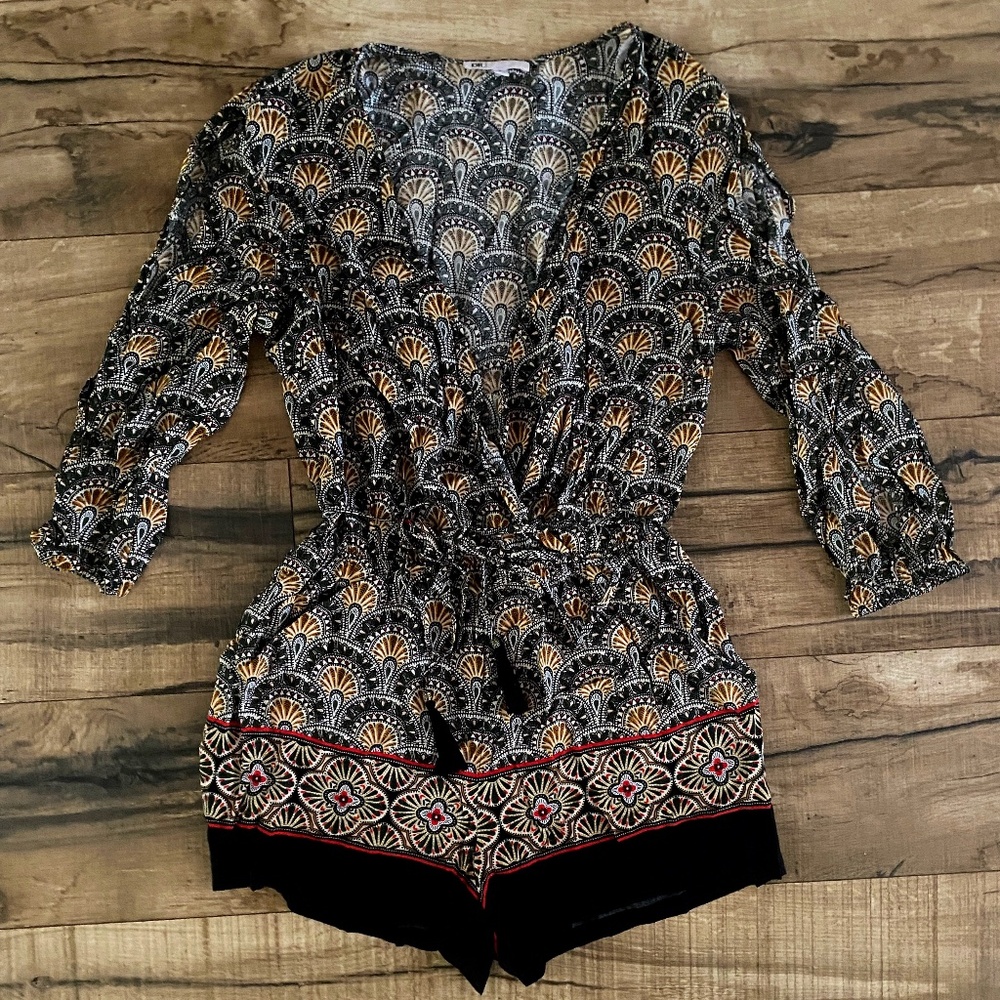 DR2 One-Piece Shorts Jumper Size Small